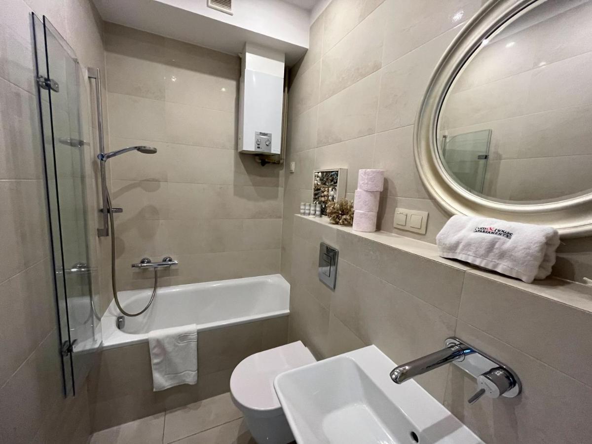 Dom & House - Apartments Old Town Szeroka Γκντανσκ Εξωτερικό φωτογραφία